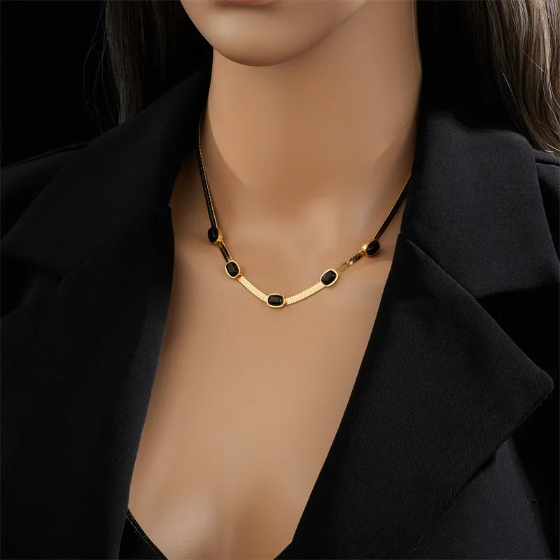 Stainless Steel Gold Pearl Pendant Necklace